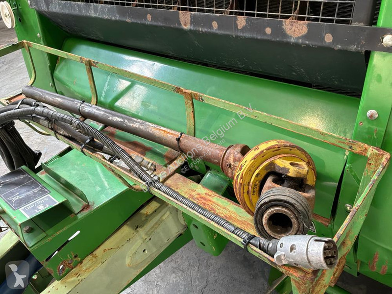 Slåtter John Deere 590