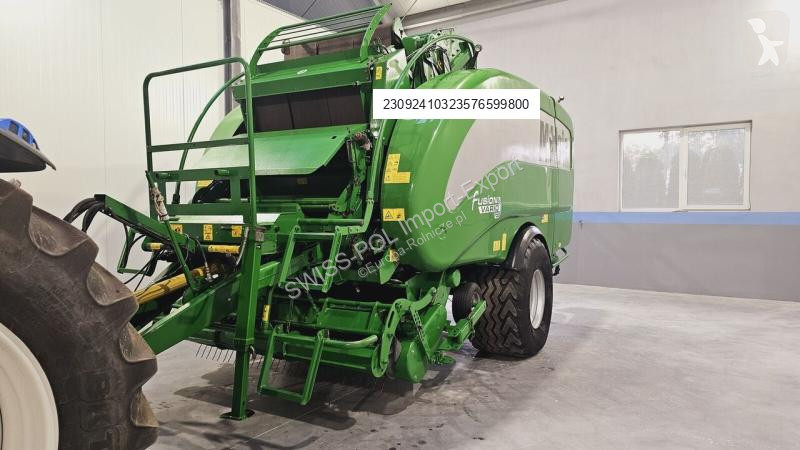 Kosenie lúk a sušenie sena McHale Fusion Vario