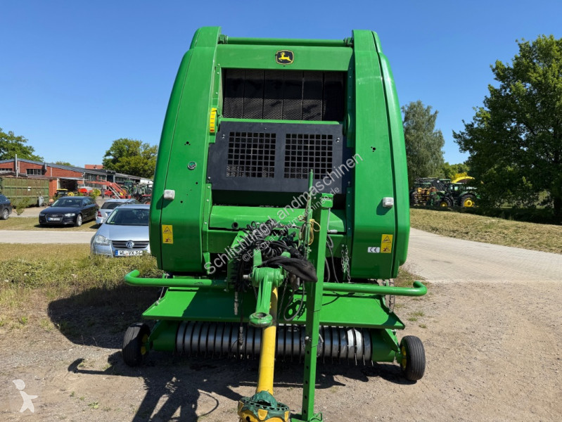 Henificación John Deere  864