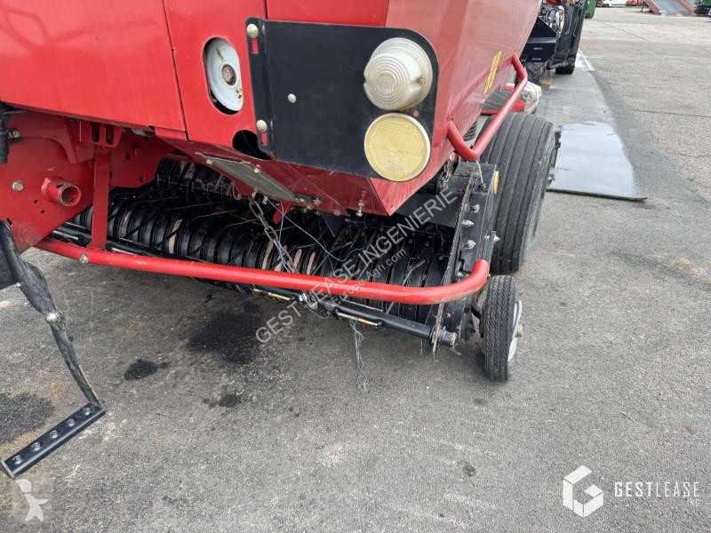 Case IH  RBX 452 haymaking