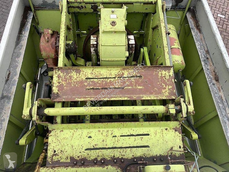 Henificación Claas Quadrant 1200
