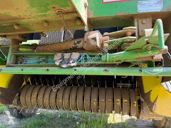 John Deere  540 haymaking