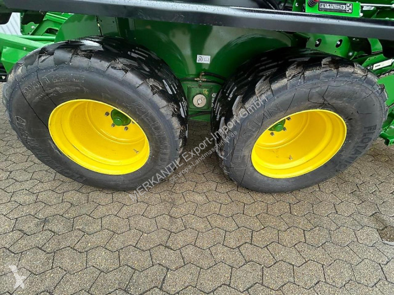 Slåtter John Deere  C441R