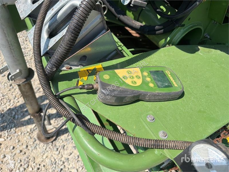 Сінозаготівля Krone Comprima V180XC Round Baler