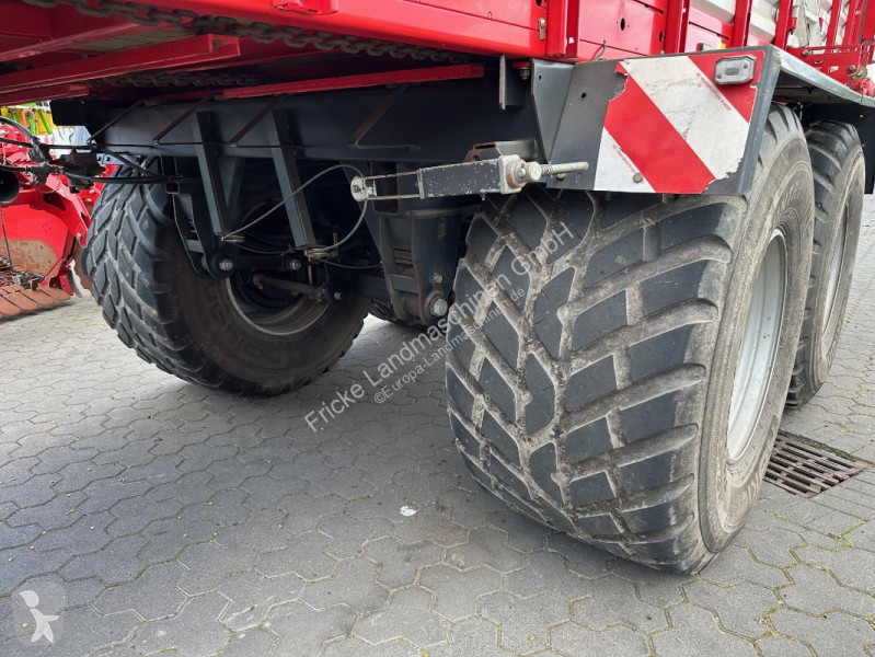 Lantbrukssläp Pöttinger  Torro 5700 D