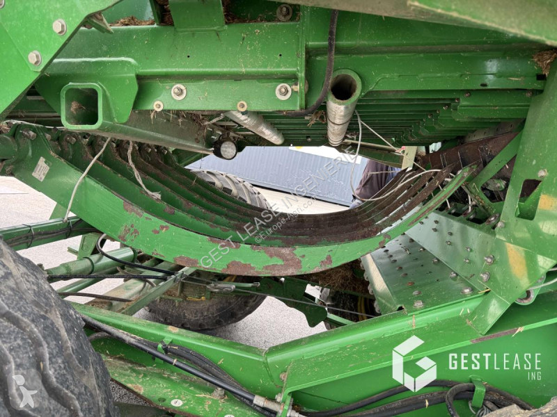 Henificación John Deere  1424H