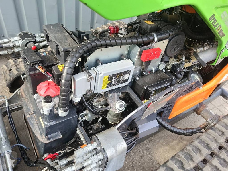 Senoseč  LV600 PRO remote control mower robot...