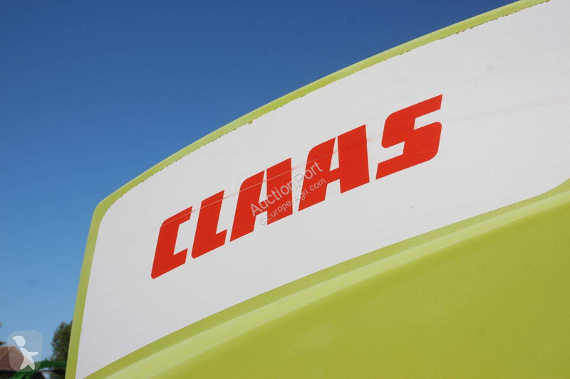 Fenaison Claas Rollant 455