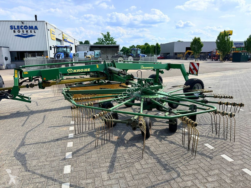 Krone Swadro 1000 Cirkelhark haymaking