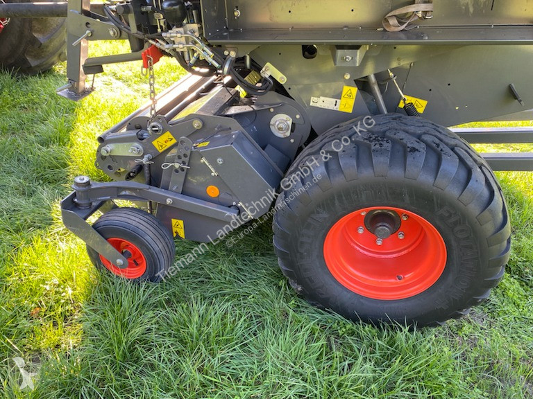 Senoseč Claas  Variant 485 RC
