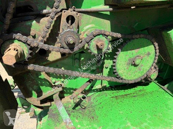 John Deere  580 haymaking