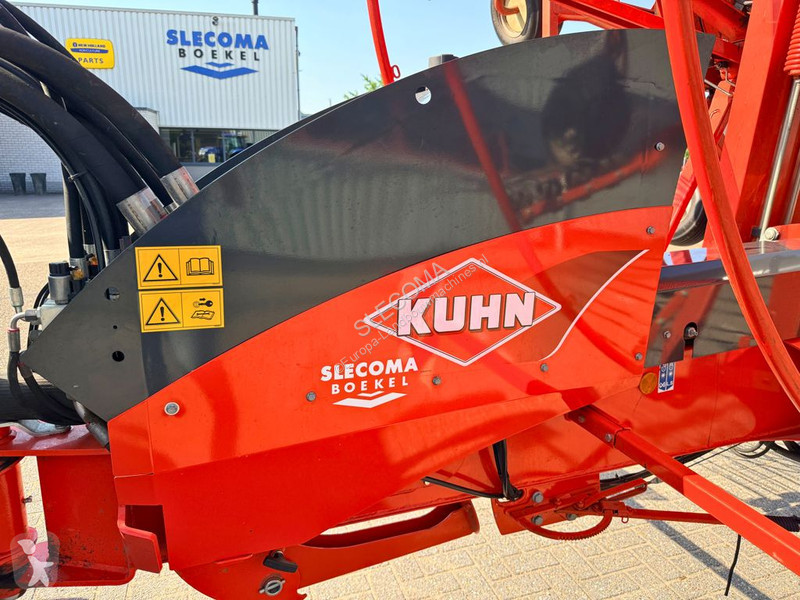 Kosenie lúk a sušenie sena Kuhn 13131 4-Rotorhark