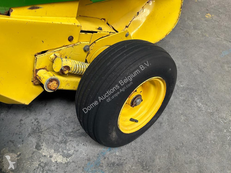 Slåtter John Deere 590