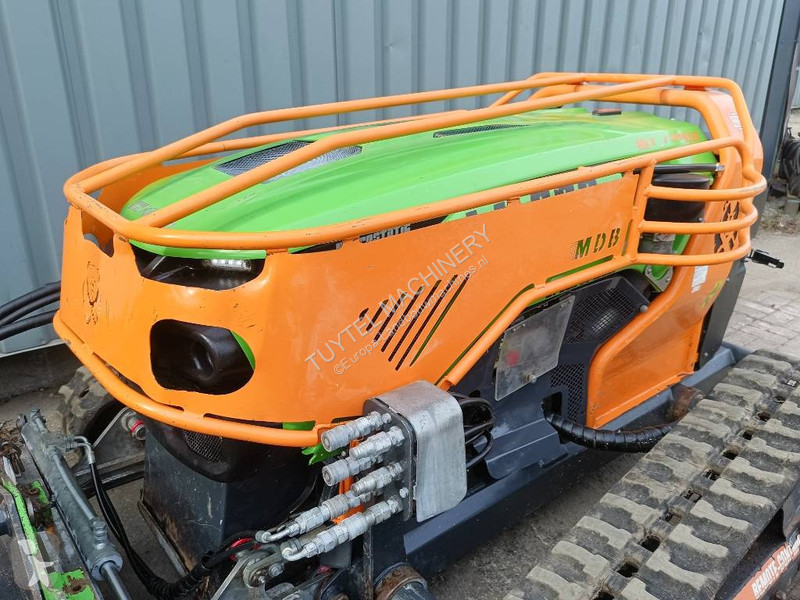 Senoseč  LV600 PRO remote control mower robot...