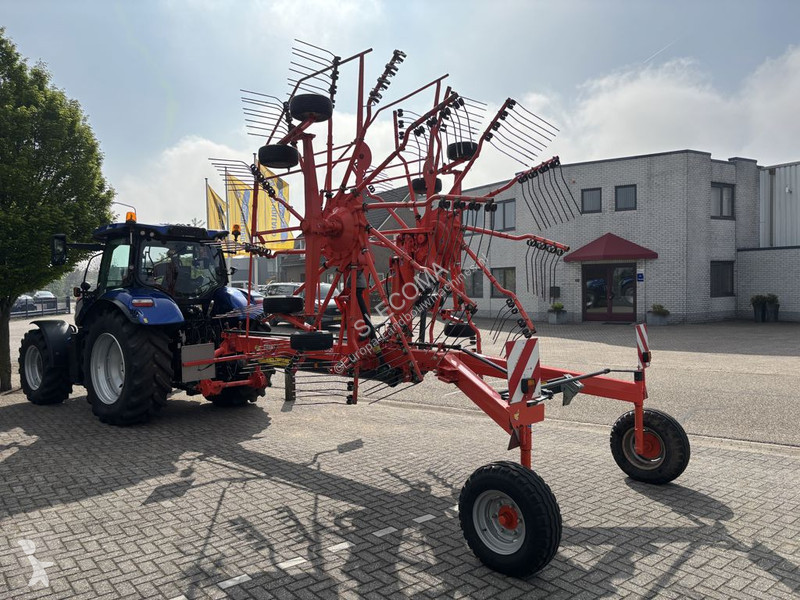 Henificación Kuhn 8121 Cirkelhark