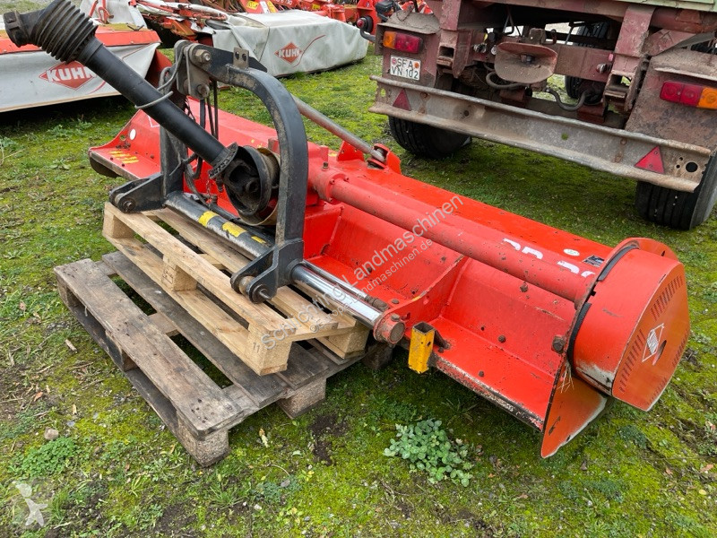Henificación Kuhn 28 Mulcher