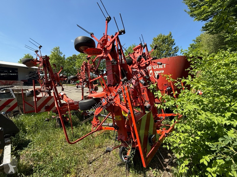 Fenaison Kuhn GF8702