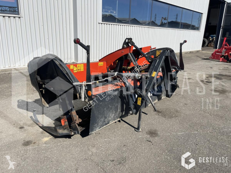 Fenaison Kubota DM4032