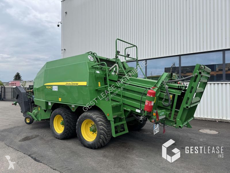 Henificación John Deere 1424H