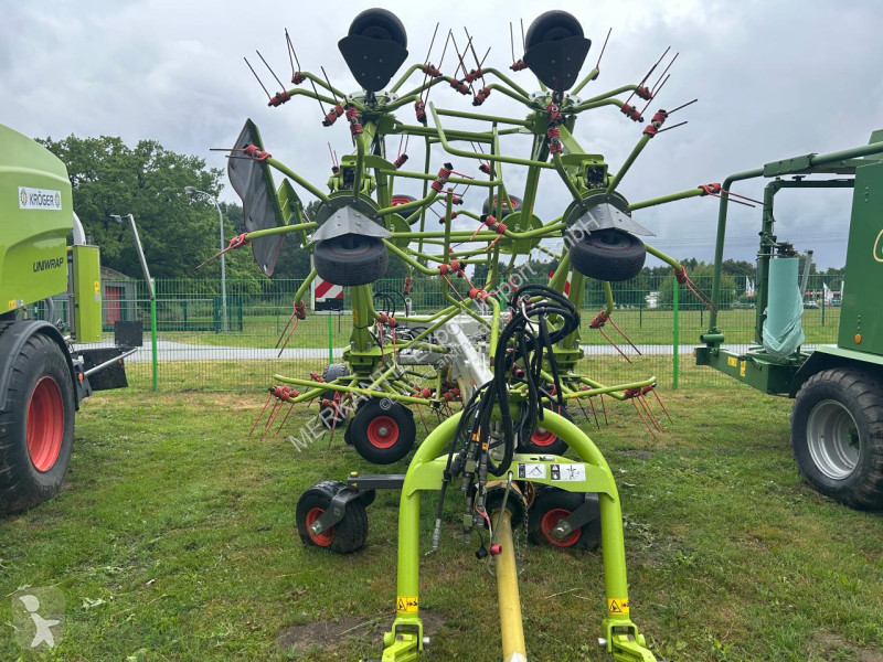 Henificación Claas Volto 1300