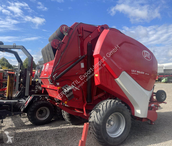 Henificación Lely RP 545