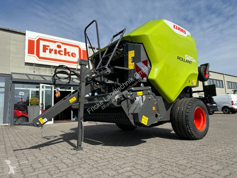 Fenaison Claas Rollant 520 RC