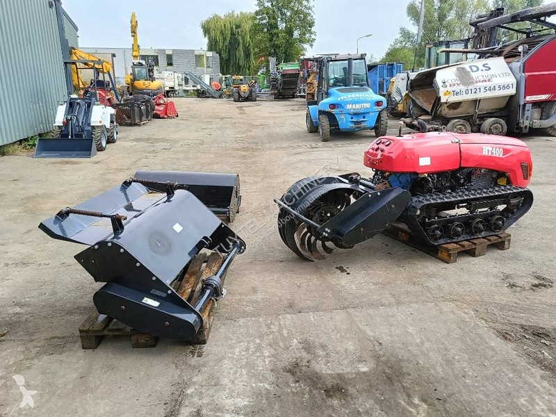 Fenaison 400 remote controlled tracked robot...