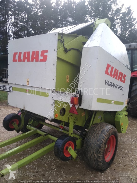 Fienagione Claas PRESSE A BALLES RONDES VARIANT...