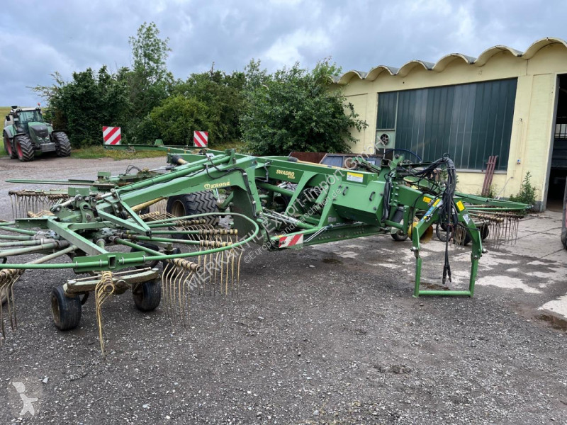 Fenaison Krone  Swadro 1400 Plus