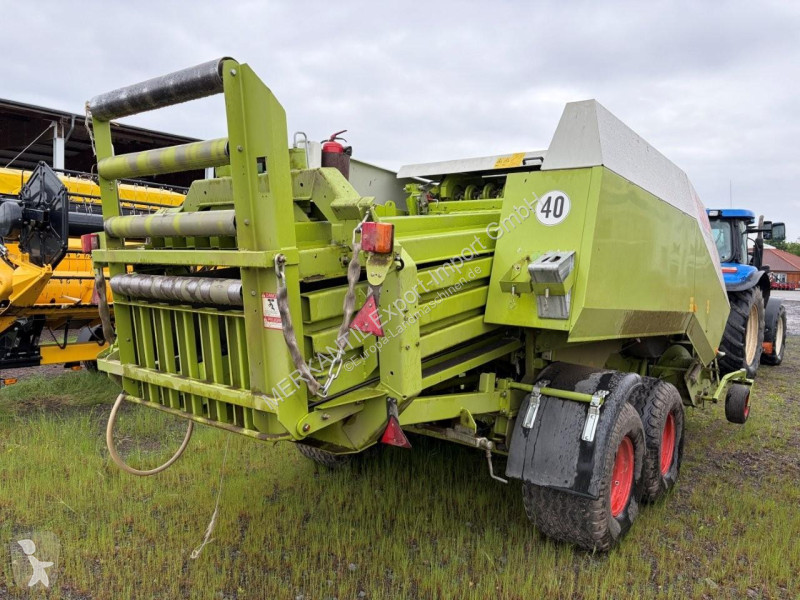 Henificación Claas  Quadrant 2200 RC