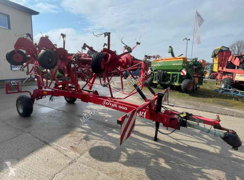Henificación Lely Lotus 900P