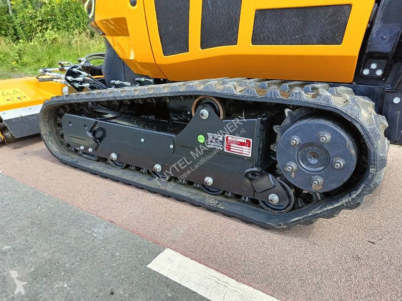 Hooien  Robocut RC56 robot remote maaier mower...