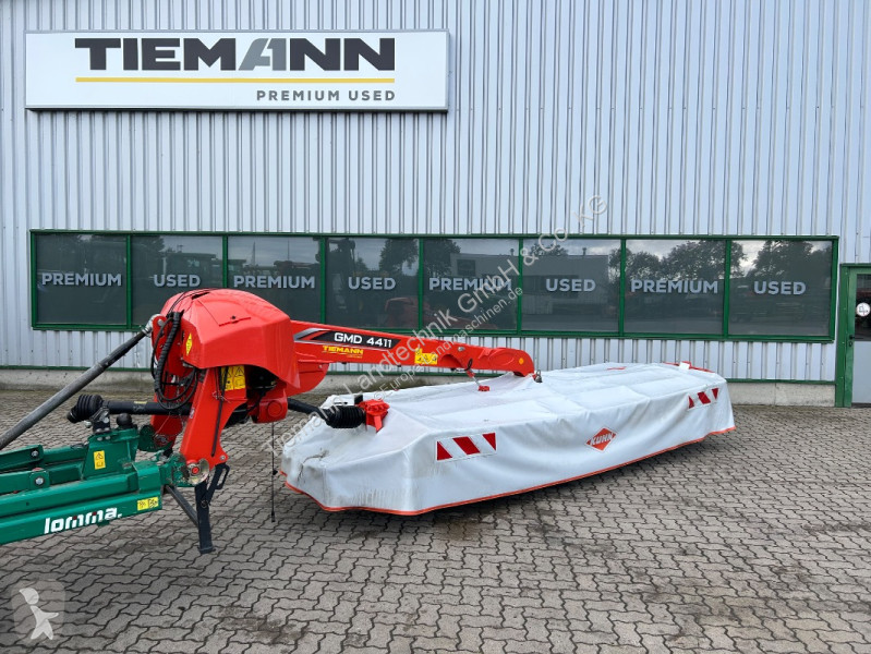 Szénakaszálás Kuhn 4411 FF