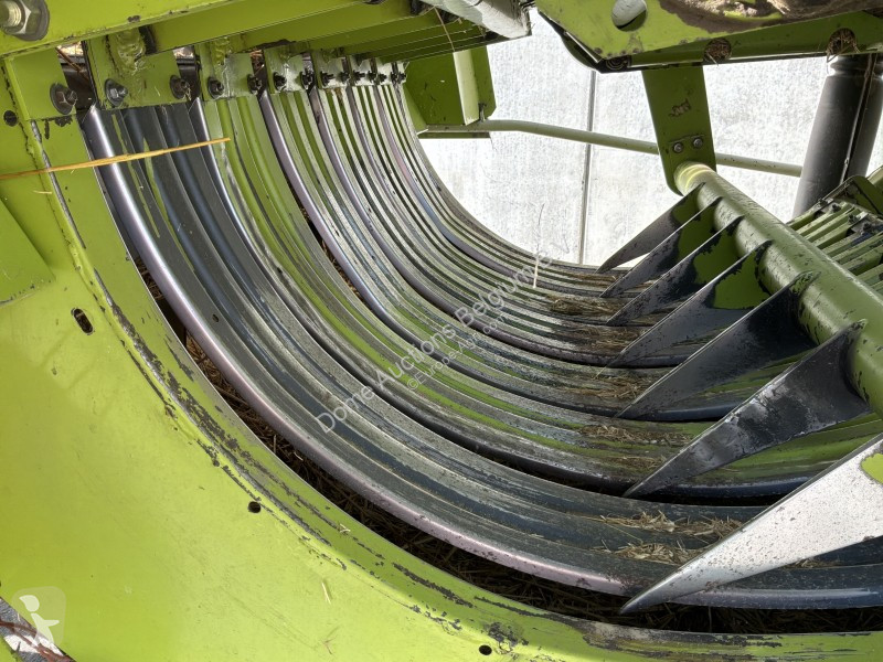 Senoseč Claas Quadrant 2200RC