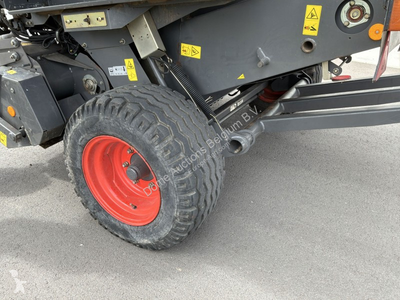 Henificación Claas Variant 385