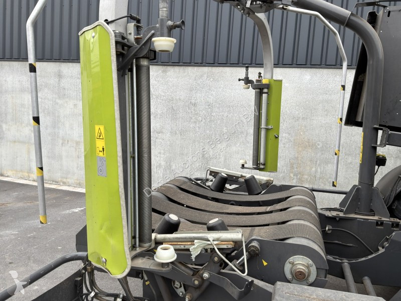Senoseč Claas Rollant 455 RC UNIWRAP