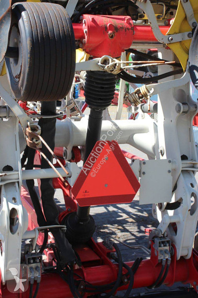 Fenaison Pöttinger HIT 16.18 T