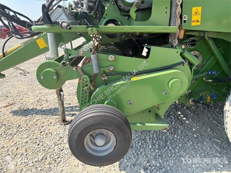 Сінозаготівля Krone Comprima V180XC Round Baler