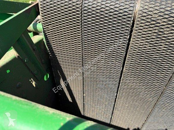 John Deere  580 haymaking