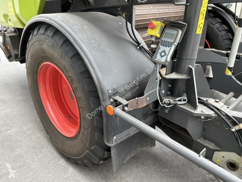 Senoseč Claas Rollant 455 RC UNIWRAP