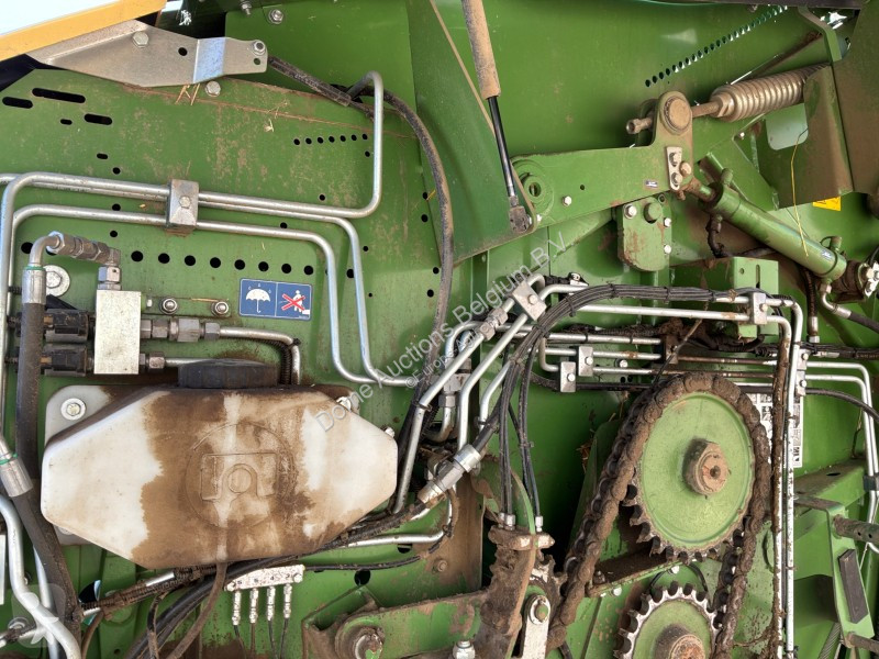 Krone Comprima V180XC haymaking