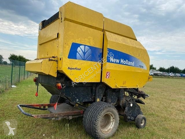 Henificación New Holland BR 7070