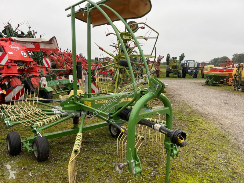 Henificación Krone swadro S460