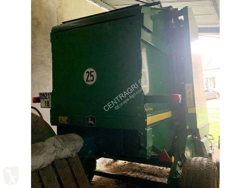 Henificación John Deere 592