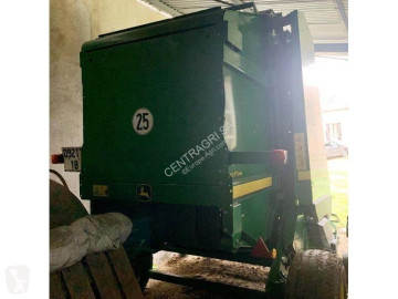 John Deere 592