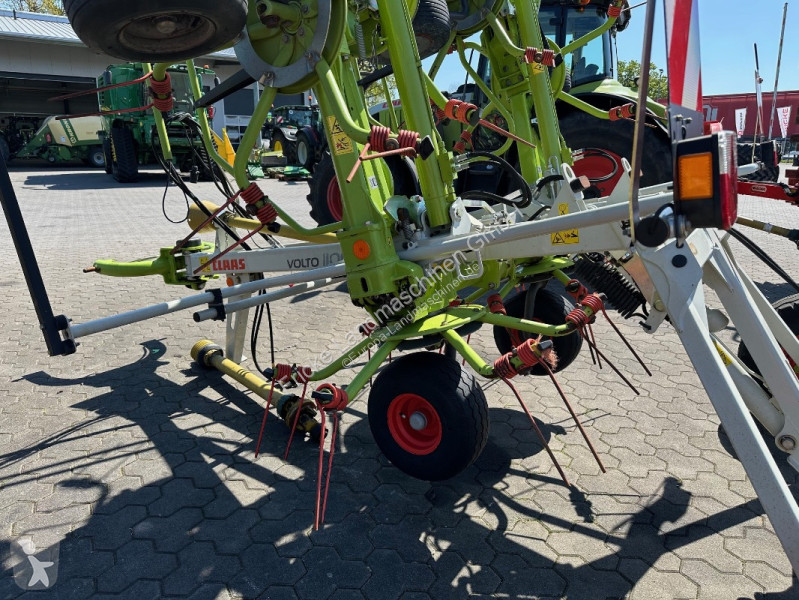 Henificación Claas Volto 1100 T