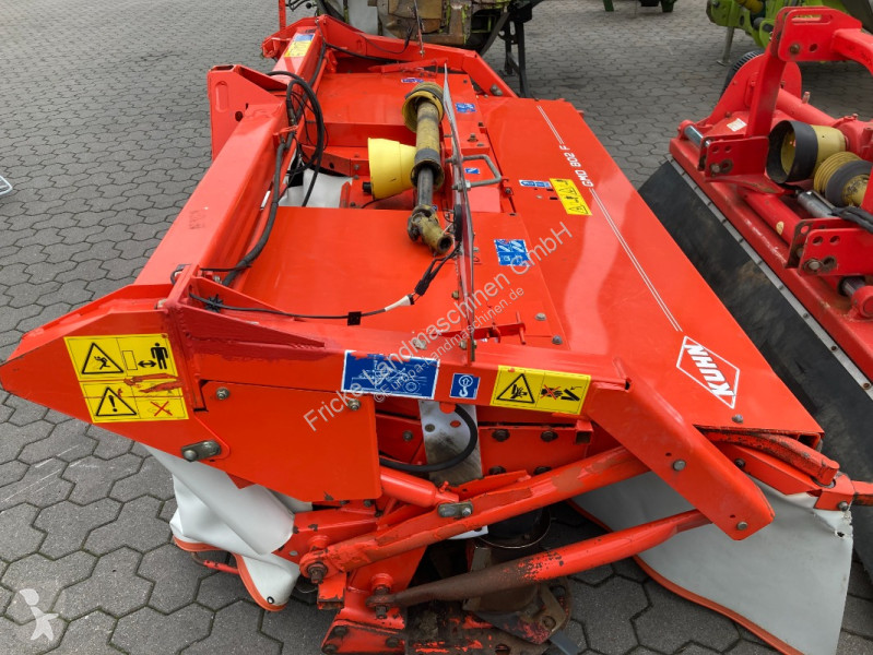 Fienagione Kuhn 802 F