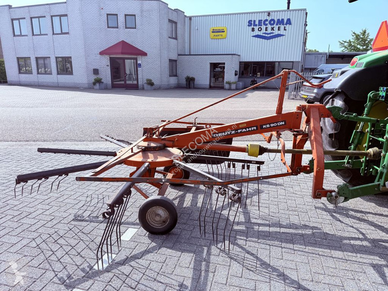 Henificación Deutz-Fahr KS90 DN Cirkelhark