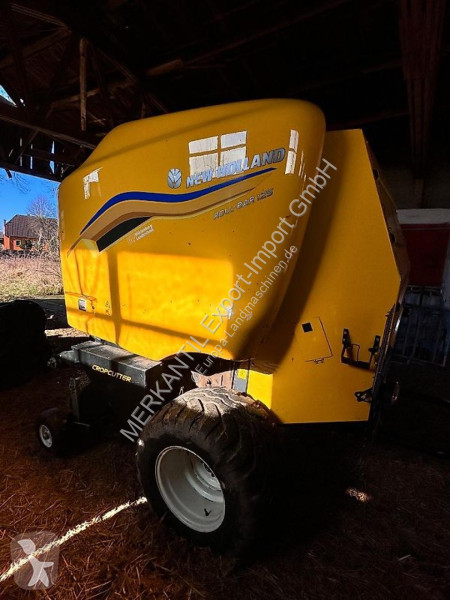 Henificación New Holland BR 6090 / Roll-Bar 125