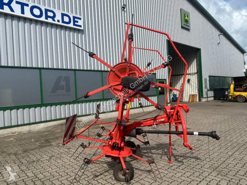 Henificación Kuhn GF 502